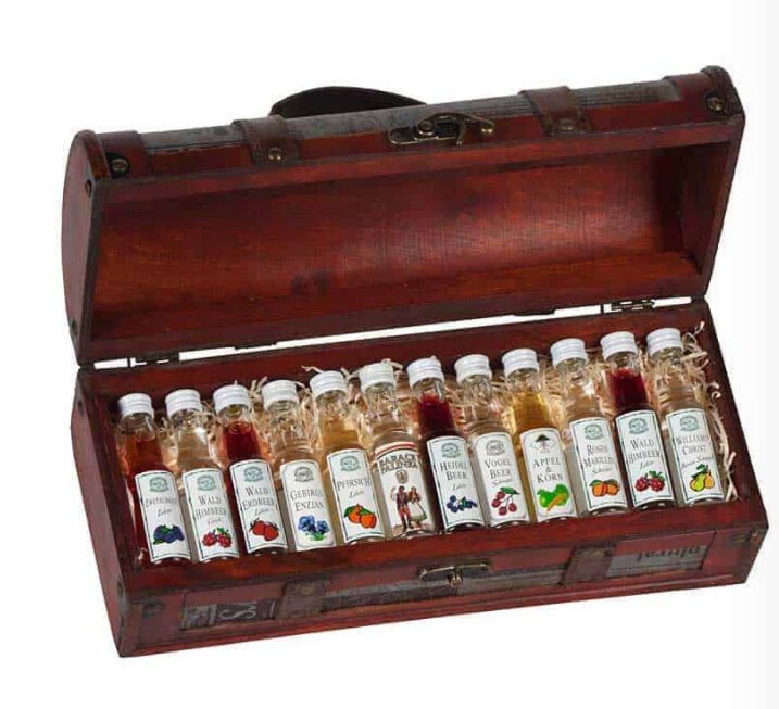 Horvath Schnaps Kisterl Kart. (12 Fl. à 0,02 Lt.)